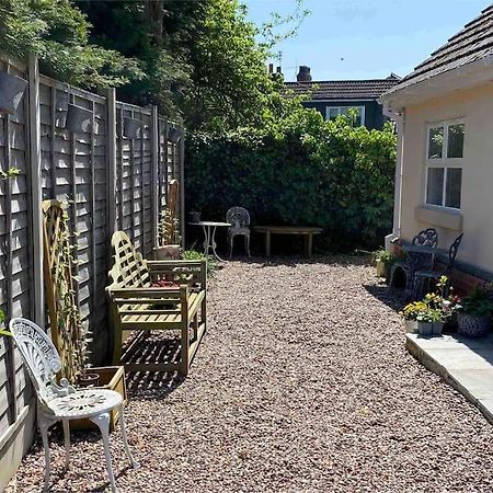Helens Haven First Floor Apartment Via Stairs Πρέστον Εξωτερικό φωτογραφία