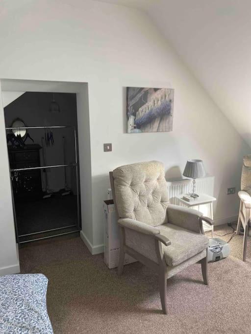 Helens Haven First Floor Apartment Via Stairs Πρέστον Εξωτερικό φωτογραφία