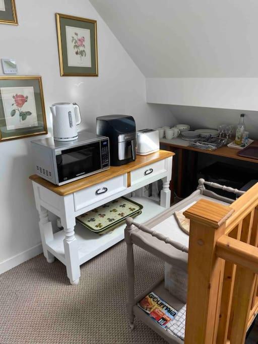 Helens Haven First Floor Apartment Via Stairs Πρέστον Εξωτερικό φωτογραφία