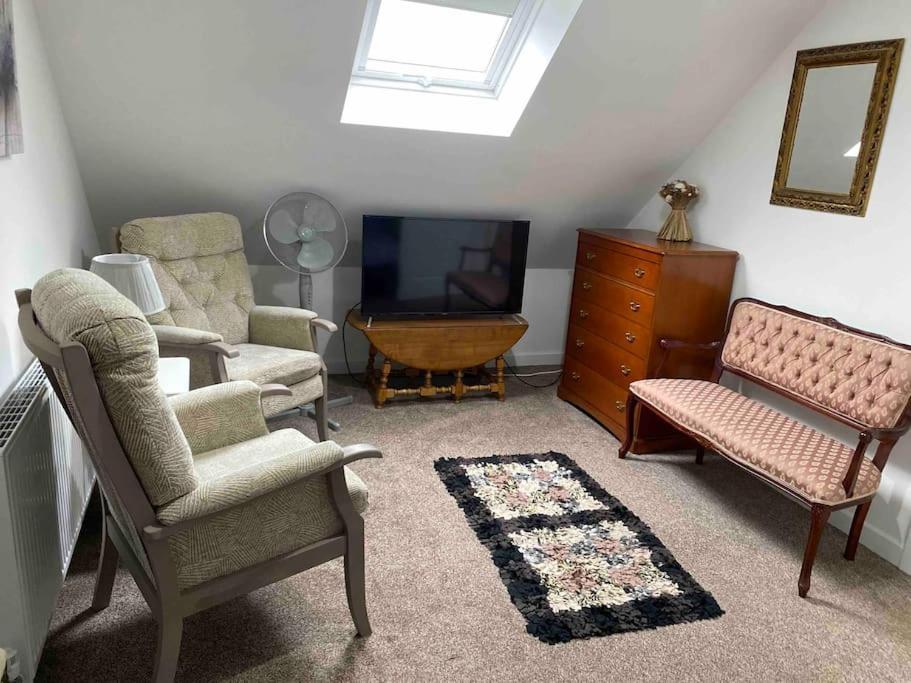 Helens Haven First Floor Apartment Via Stairs Πρέστον Εξωτερικό φωτογραφία